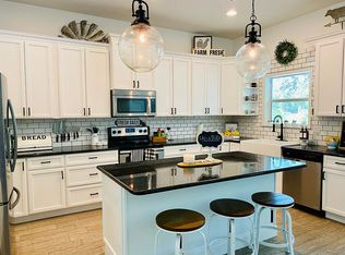 2424 NW Hummingbird Cir, Jensen Beach, FL 34957