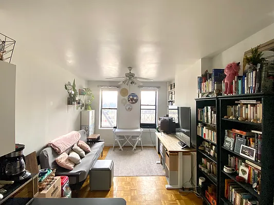 Rented by Susan J. Conaway, LREB | media 2