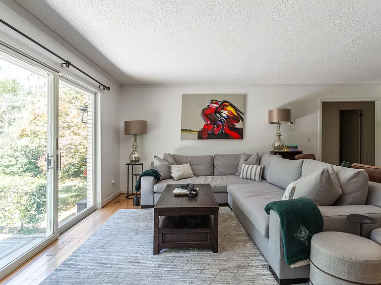 18 Windsong Pl — Photo 18
