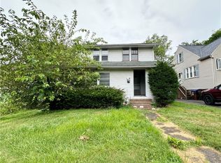 356 White Ave, Sharon, PA