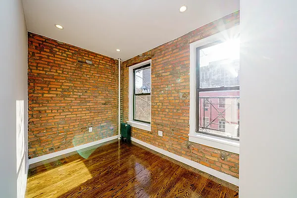 Rented by Douglas Elliman | media 15