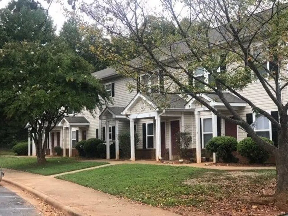 Cateland Place Apartments