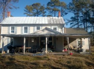 304 Circle Dr, Bavon, VA 23138