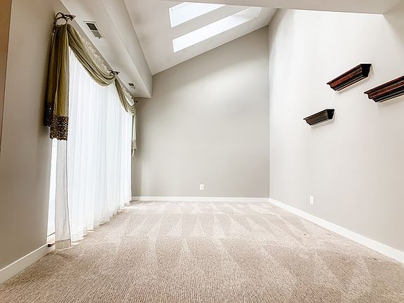 5th image of 20 Ship Ave APT 15