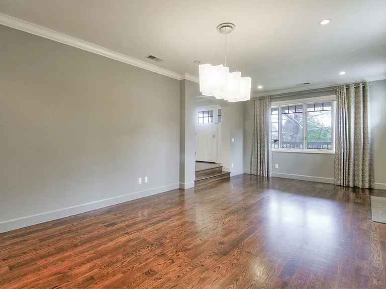 248 Valley St — Photo 10