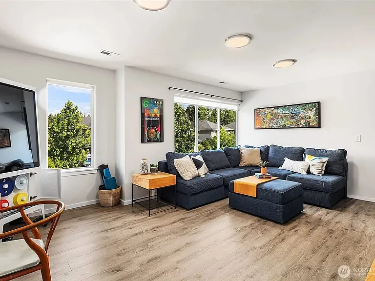 14512 Overlook Dr E — Photo 14