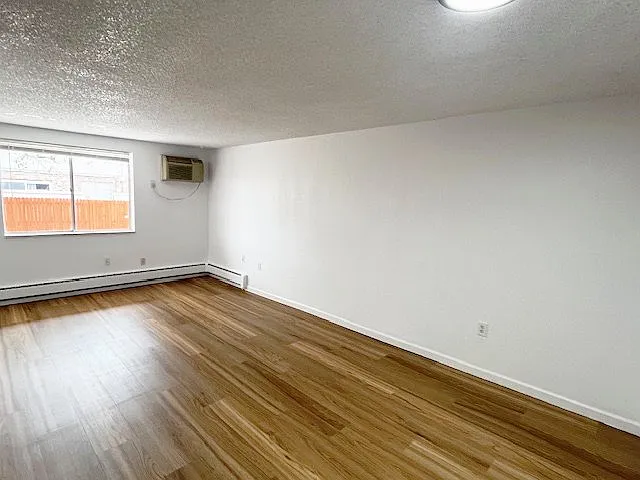 3300 S Clarkson St #203 — Photo 3