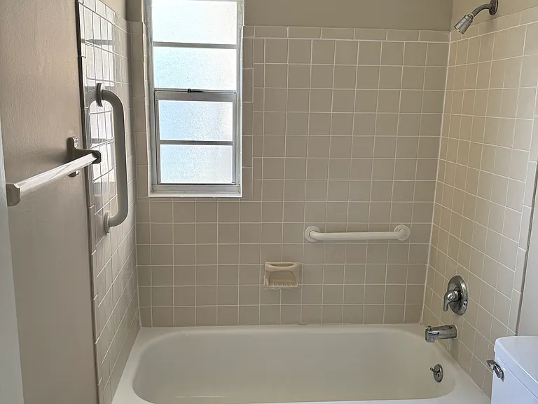 1514 Doreen Ave — Photo 17