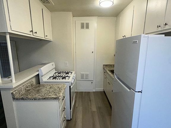 4th image of 7240 Alabama Ave APT 15