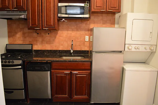 Rented by CoSo Apartments | media 14