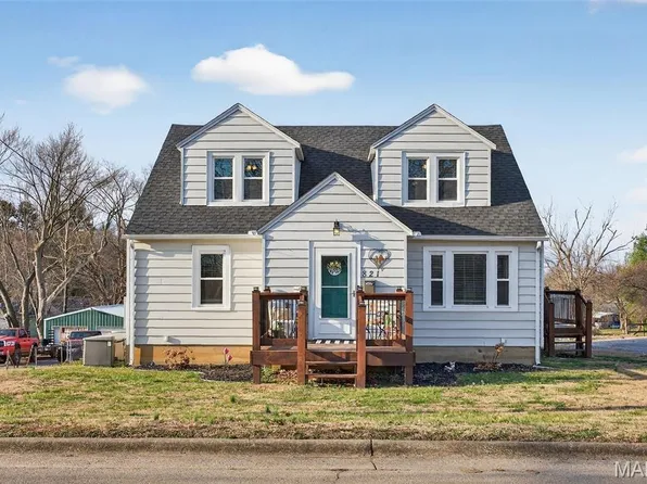 821 Old Cape Rd, Jackson, MO 63755