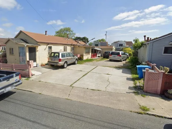 1052 Huntington Avenue E, San Bruno, CA 94066