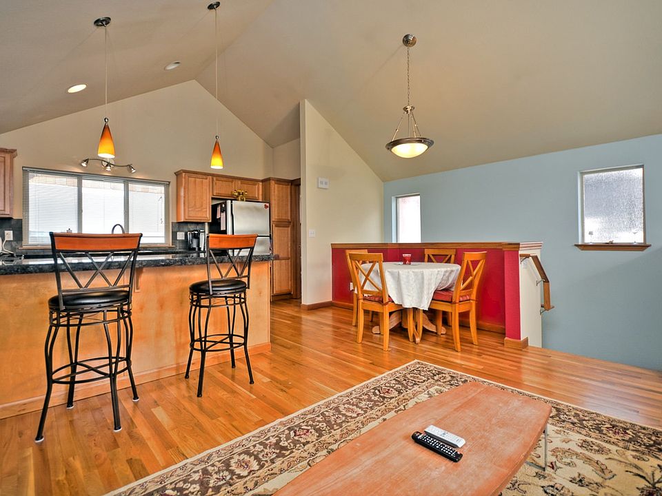 2nd image of 605 NW 85th St #A
