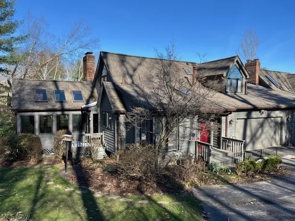 92 Signal Hl, Chagrin Falls, OH 44023