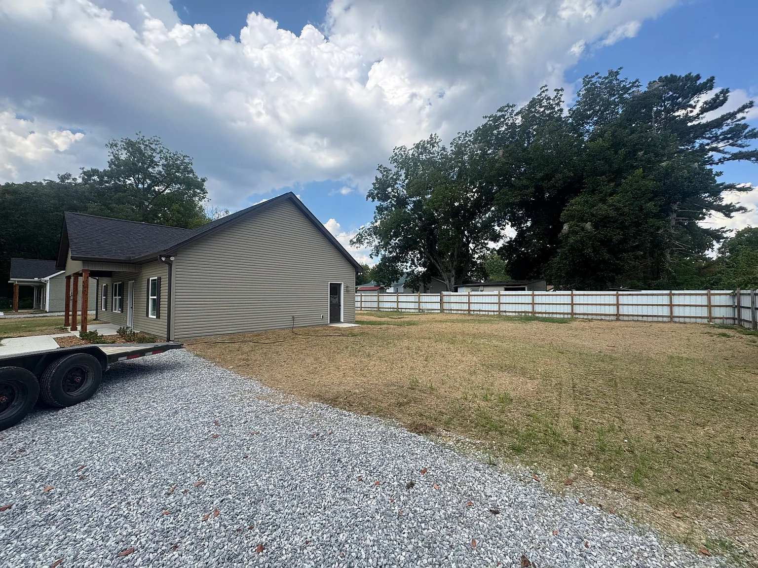 3 bed, 2.0 bath, 1311 sqft, $1,700 — Photo 3
