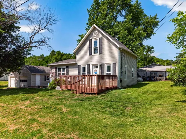 207 Annetta Ave, Hoyt, KS 66440