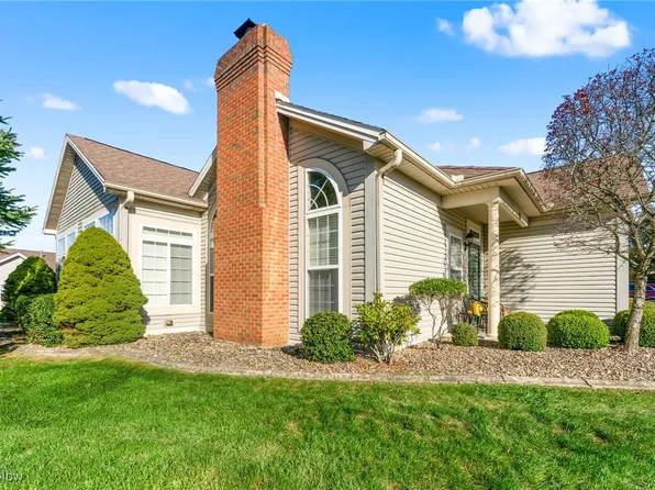 5645 Clingan Rd Unit 15A, Struthers, OH 44471