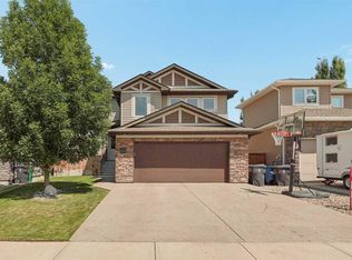 19 SW Riverland Close W, Lethbridge, AB T1K5T5