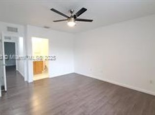 8222 SW 27th St #1, Hollywood, FL 33025