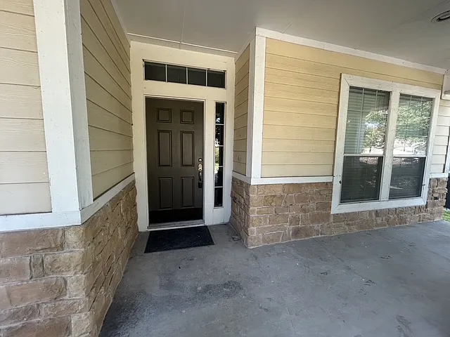 3406 Founders Trl — Photo 3