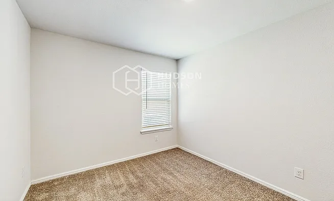 804 Loomis Trl — Photo 22