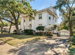 4516 Meadowbrook Dr, Fort Worth, TX 76103