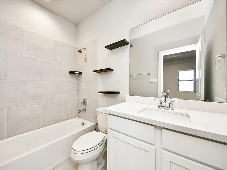 2901 Apple Rose Ln — Photo 32