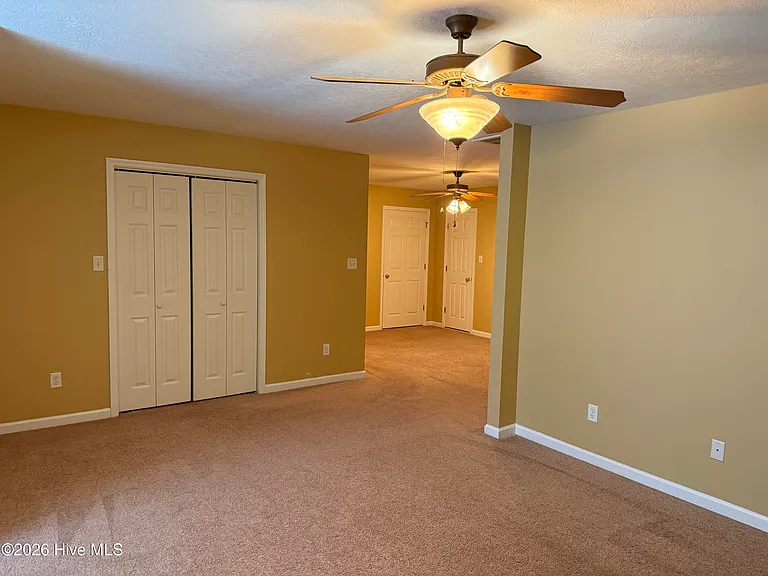 925 Woody Hill Cir — Photo 31