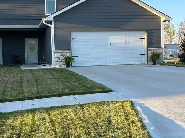 23210 Agee Cir, Waterloo, NE 68069