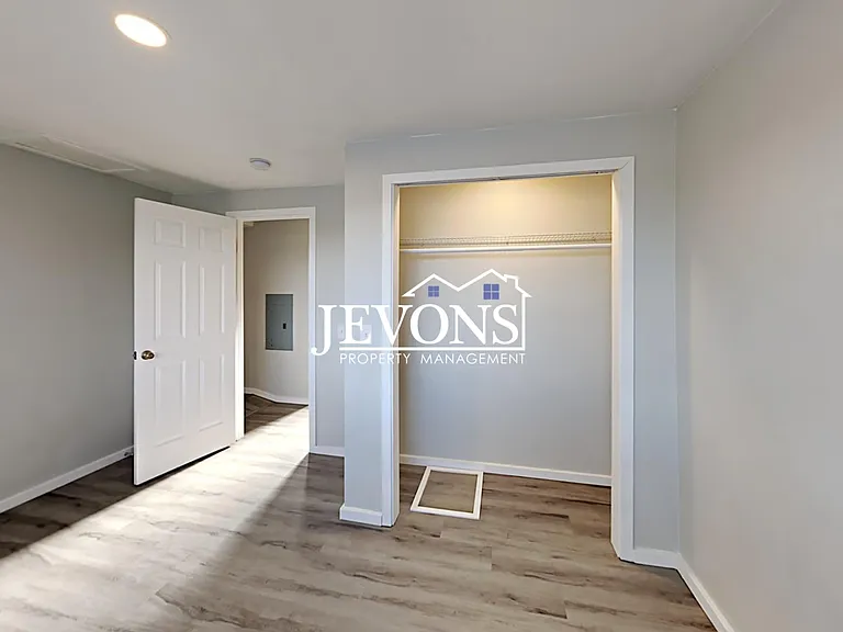 3303 S Ainsworth Ave #A — Photo 14