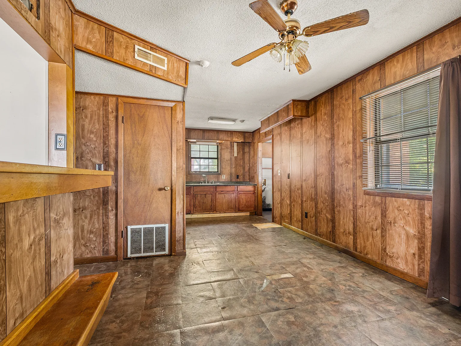 160 Bray St - 1 — Photo 3