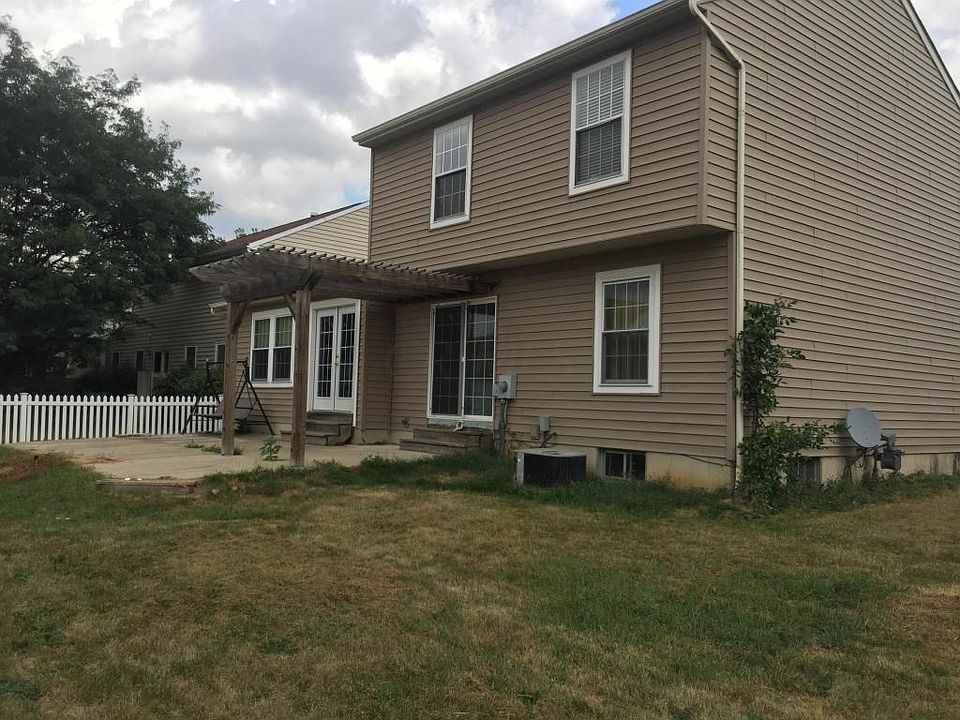 1st image of 2233 Clacton Ct