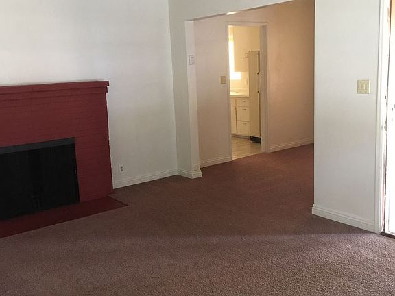 2nd image of 11119 Lynrose St