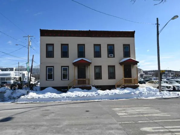 4 Washington St APT 1, Rensselaer, NY 12144