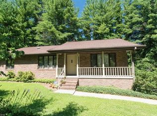 158 Broyles Rd, Hendersonville, NC 28791