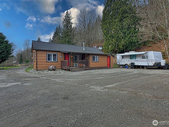 2nd image of 15421 Jim Creek Rd