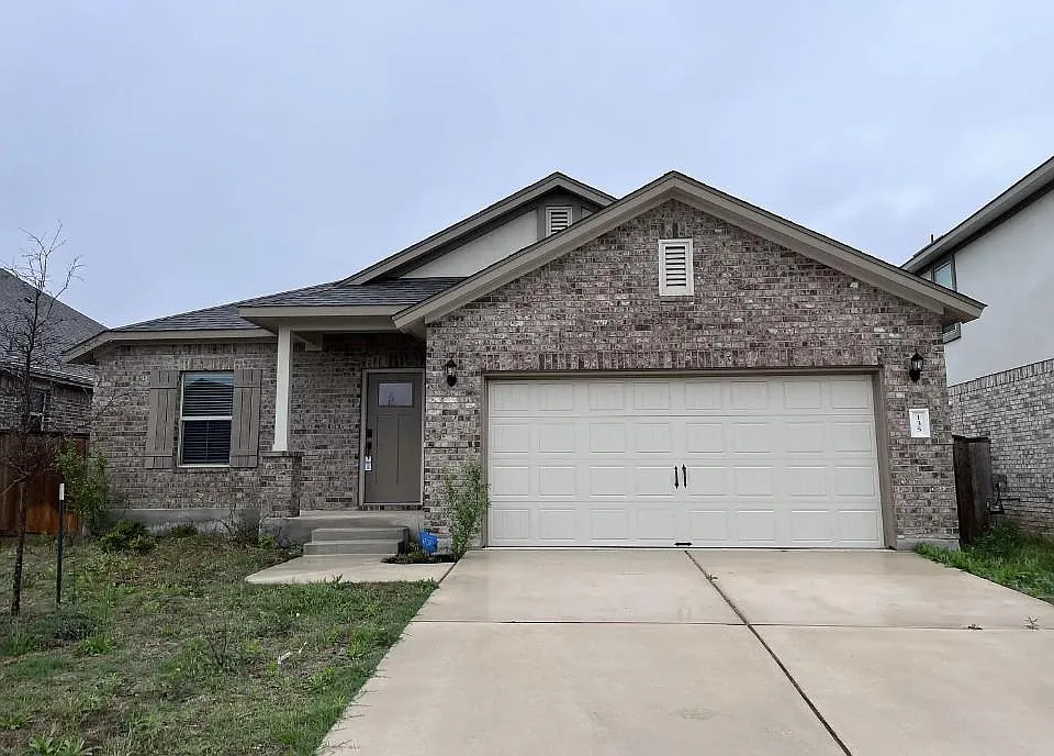 135 Smokebush Trl