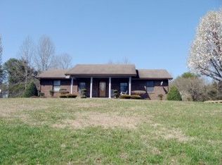 246 Bybee Rd, Newport, TN 37821