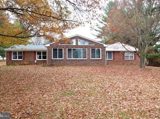 208 Faggs Manor Rd, Cochranville, PA 19330