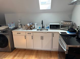 117 Thorndike St, Brookline, MA 02446