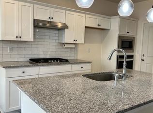 877 Fir St W, Madera, CA 93636