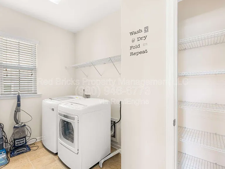 10697 Sky Chase Ave NW — Photo 22