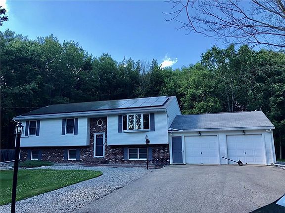 3rd image of 271 Buxton St