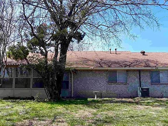 4th image of 406 Meadowhill Dr