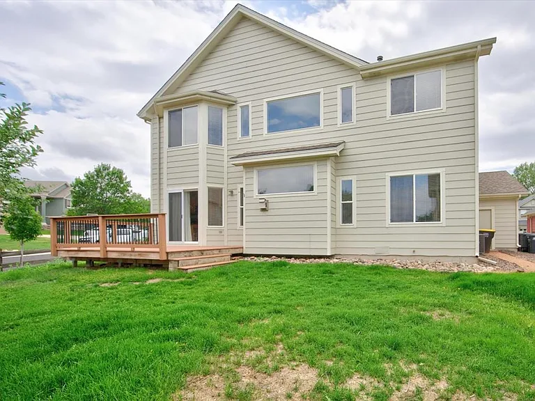 11572 Pine Hill St — Photo 42