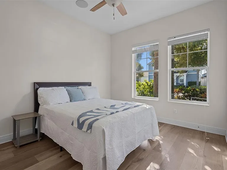 2515 Portico St — Photo 23
