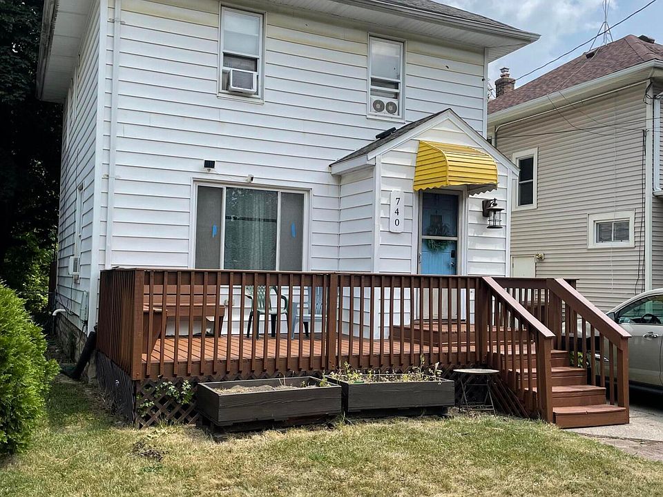 1st image of 740 Princeton Ave