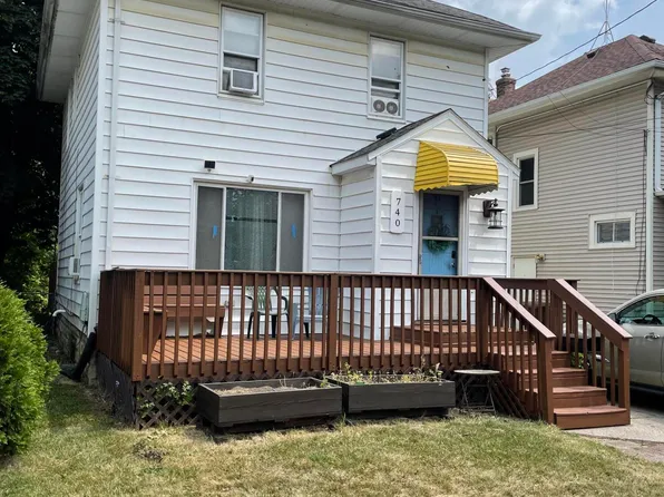 740 Princeton Ave, Lansing, MI 48915