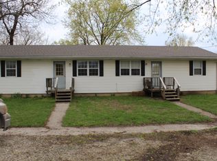 402 Beech St, Garden City, MO 64747