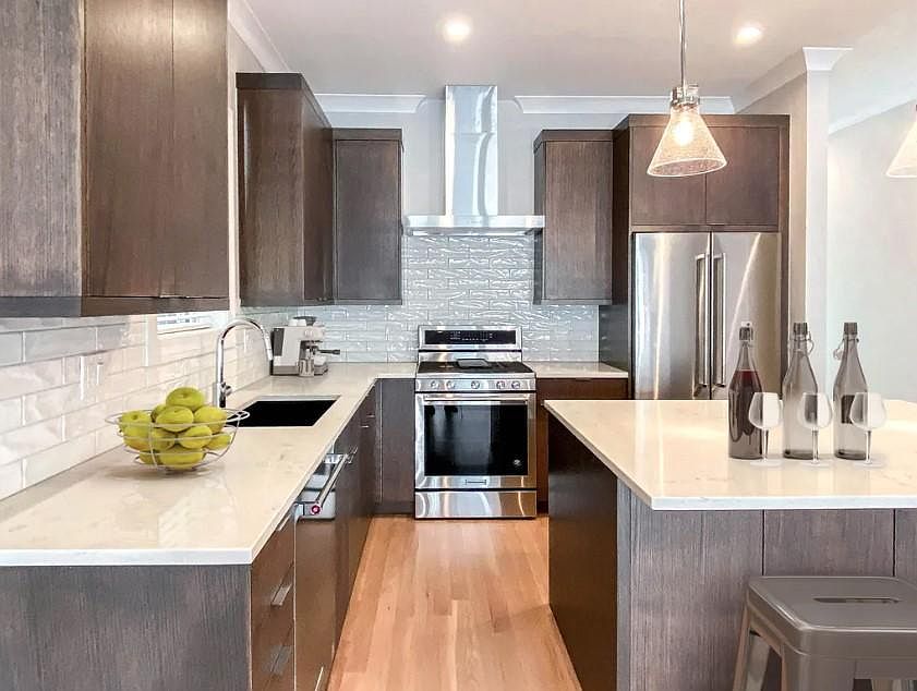 1st image of 3345 N Kenmore Ave #1S